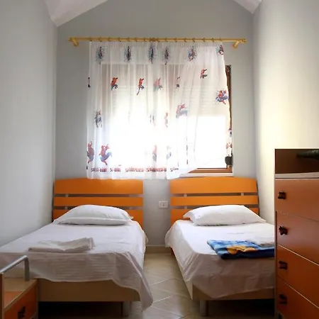 Maria In Golem Apartment